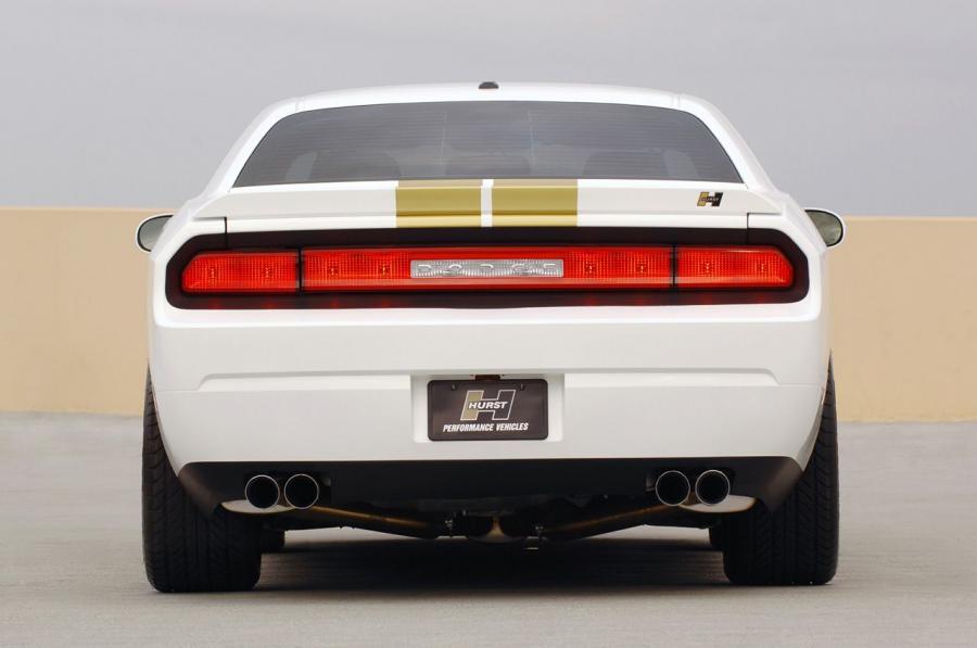  Dodge Challenger Hemi by Hurst 2009 года  (фото 3 из 68)